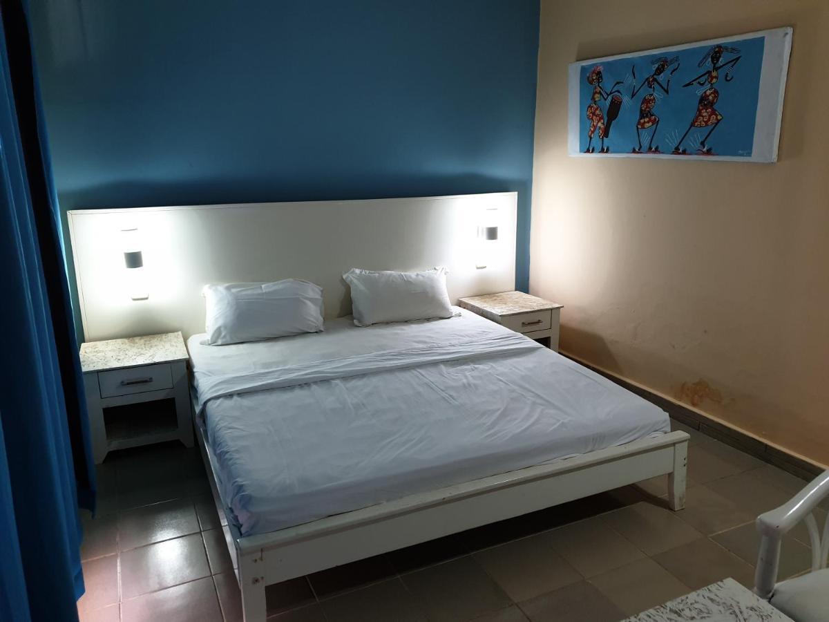 Djembe Beach Resort Kololi Dış mekan fotoğraf